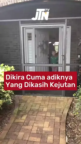 Dikira Cuma Adiknya Yang Dikasih Kejutan Credit: IG/goodtimecharlie1775 Baca Berita Terbaik: https://jatimtimes.com #adikkakak #ibuanak #trending #viral #fyp 