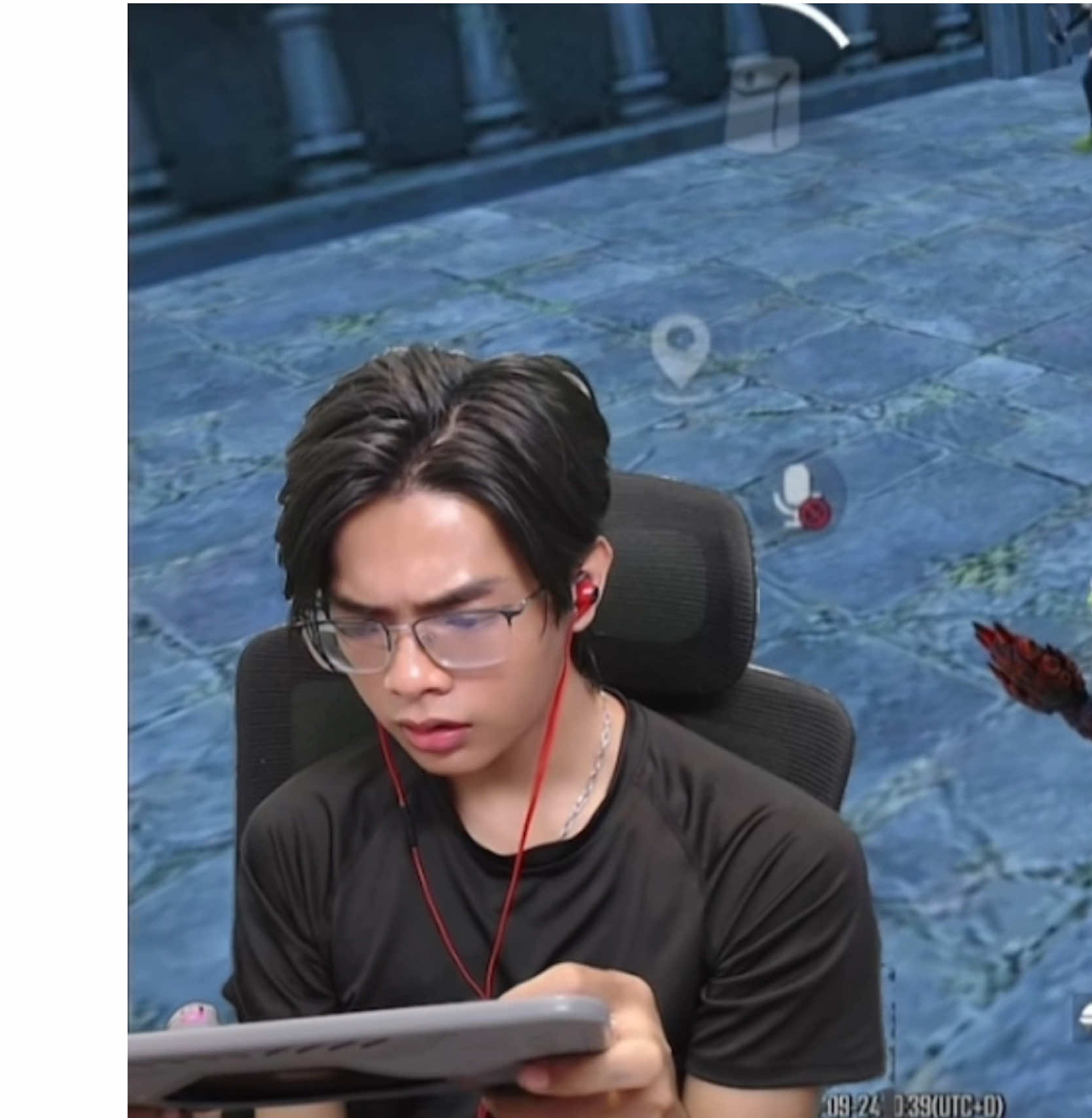 How is it possible? นี้ผมมีตัวตนอยู่บนโลกใบนี้ไหม🤣 #พับจีเป็นเกมตลก #PUBGMTH2025creator #John乛Smith٭ #PUBGMOBILE #400ผีจับพับจี๋ 