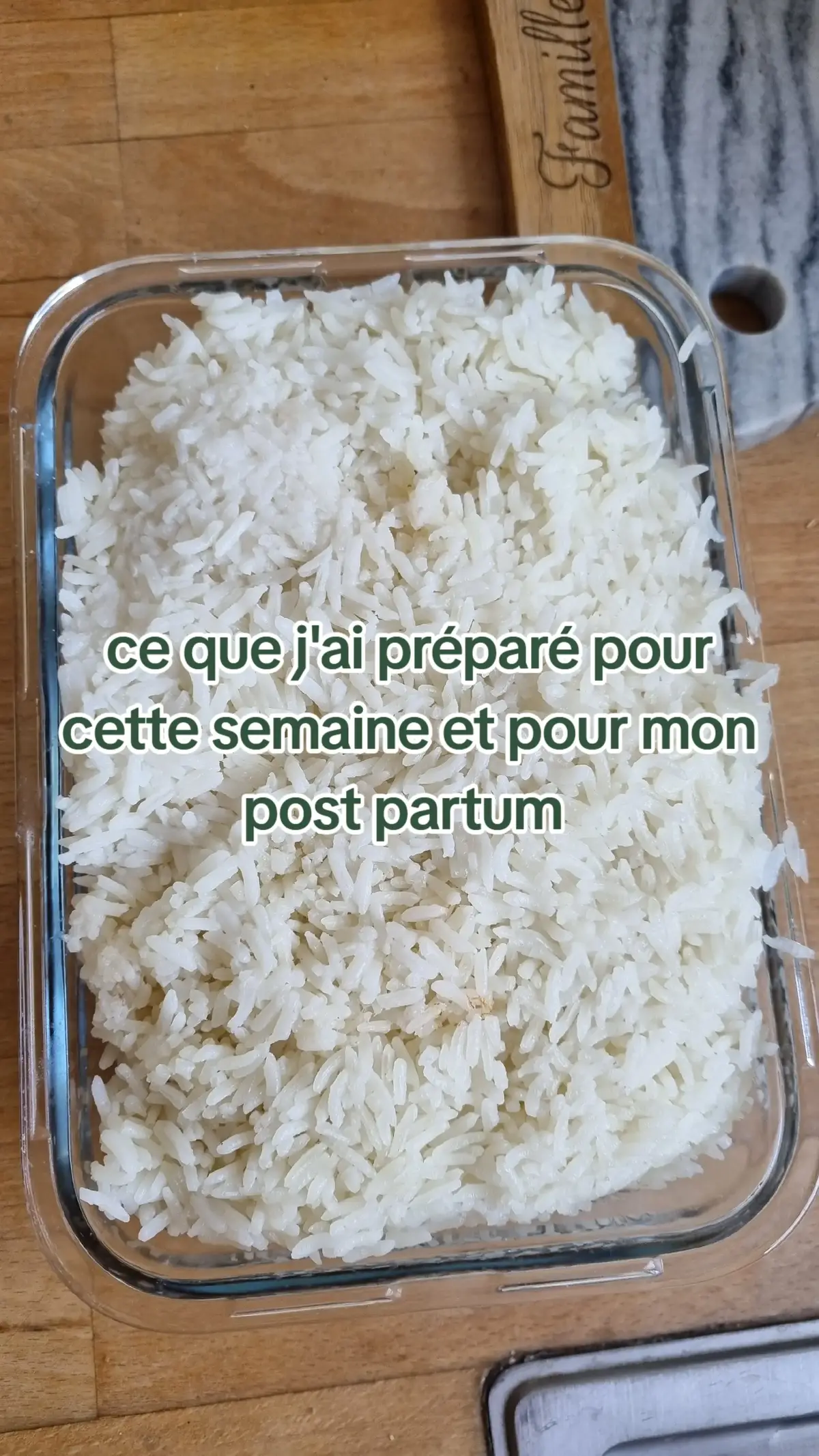 voilà ce que j'ai préparé pour cette semaine et pour congeler pour mon post partum.  si tu veux des recettes met le moi en commentaire et n'hésite pas a me dire quels autres plats je pourrais.congeler pour mon post partum.  #mealprep #batchcooking #postpartum #ideerecettefacile #preparationrepas 