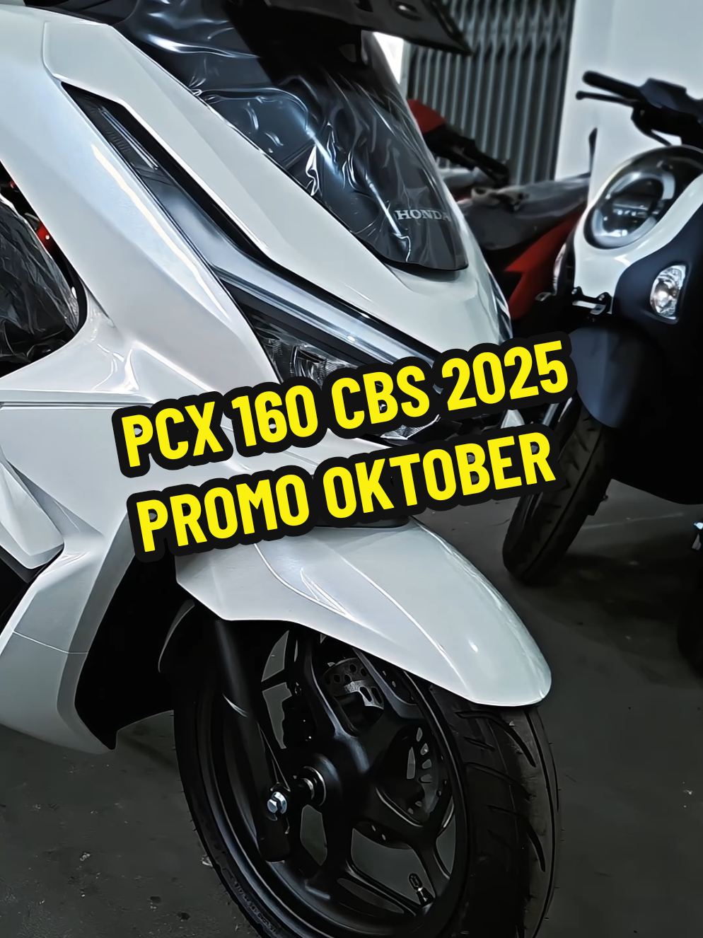 ✨ HONDA PCX CBS 2025 ✨ 🌟 PROMO OKTOBER SPESIAL 🌟 Rasakan sensasi berkendara premium dengan kenyamanan maksimal! 💰 DP mulai 2 JUTAAN aja ⚡ Mesin eSP+ 160cc powerful & irit BBM 🎯 Desain elegan & modern 🛞 Ban tubeless lebar, stabil di segala medan 🔒 Fitur canggih: ISS, rem CBS, bagasi super luas 📍 Melayani wilayah: Pemalang, Pekalongan, Tegal, Brebes, Batang 📲 Info & pemesanan: 085700004393 #PCX2025 #HondaPCX #pcxpemalang #DealerHondaPemalang #HondaPemalang 