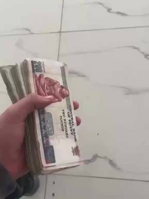 يمكنك ربح 7000 جنيه مصري في ساعة واحدة عن طريق إكمال مهام تيك توك على هاتفك في المنزل.