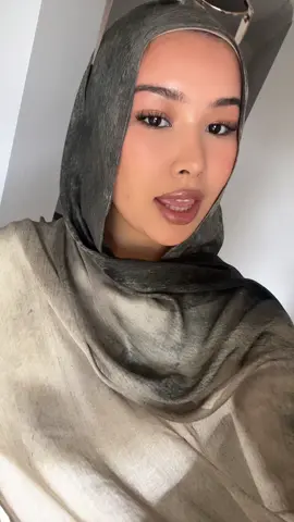 hijab gives zeytoon