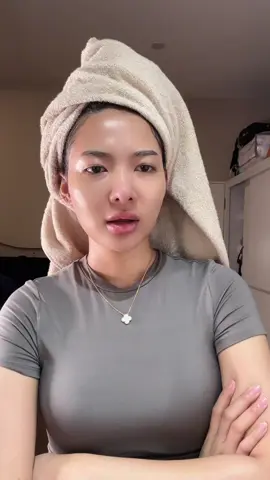 หิวข้าววว แต่ต้องแต่งหน้า