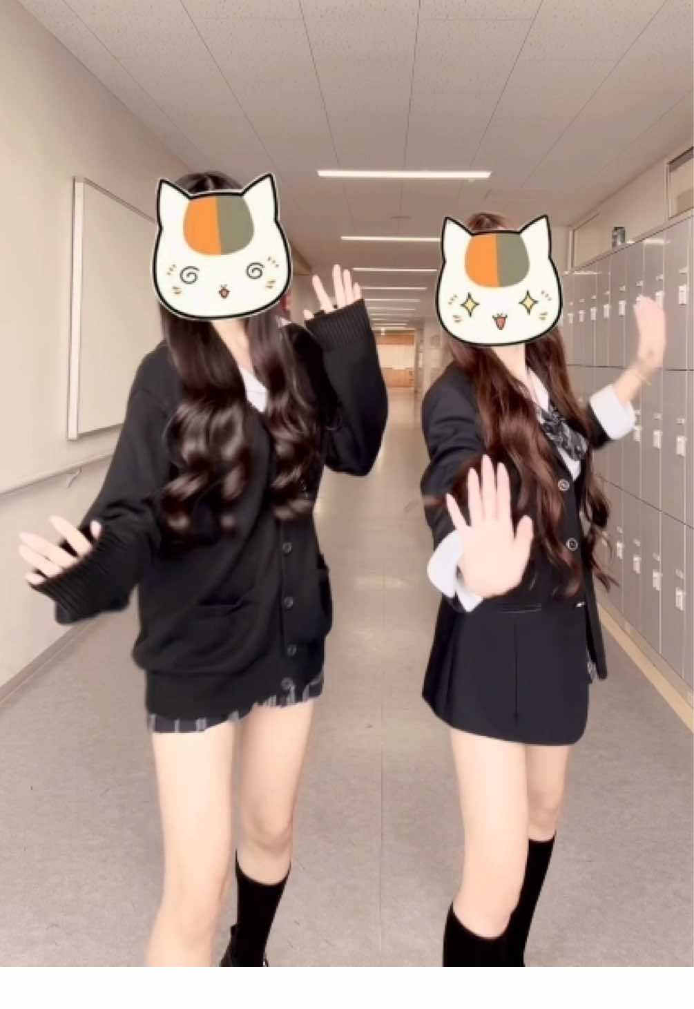 よく見たら後ろから担任の先生きてて気まづそうにしてる？面白い #japan #fyp #dance #ljk #newtrend 