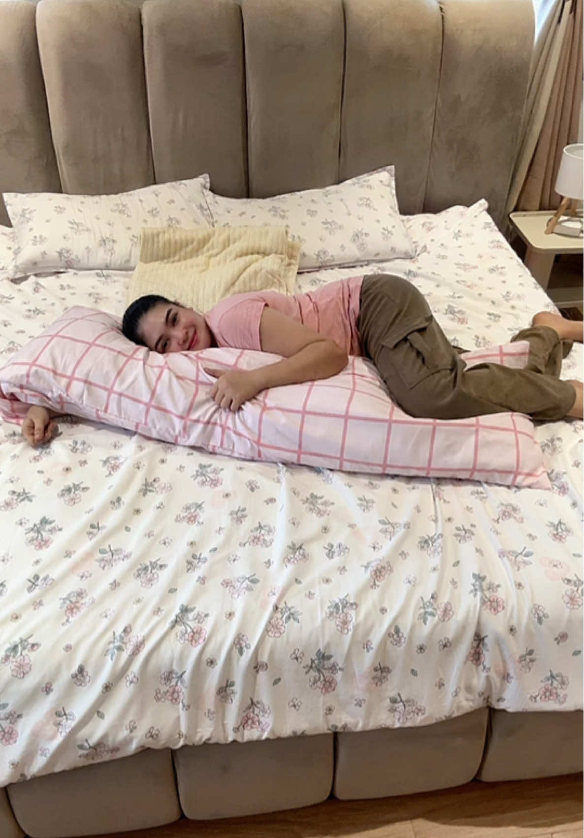 sarap kayakap sa gabi ng Dofia Body Pillow na to! #dofiapillows #dofiabodypillow #bodypillow 