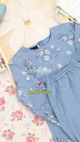 Tengok detail baju Adeera ni sis serious lawa habis😍material dia premium sejuk & selesa tau sis🤭corak pun lawa tau😍cepat grab kat beg kuning dan jadi orang terawal yang pakai baju Adeera ni😘✨ #byreefa #AnggunBergaya #fypmalaysia #bajukurungcantik #bajuviral 