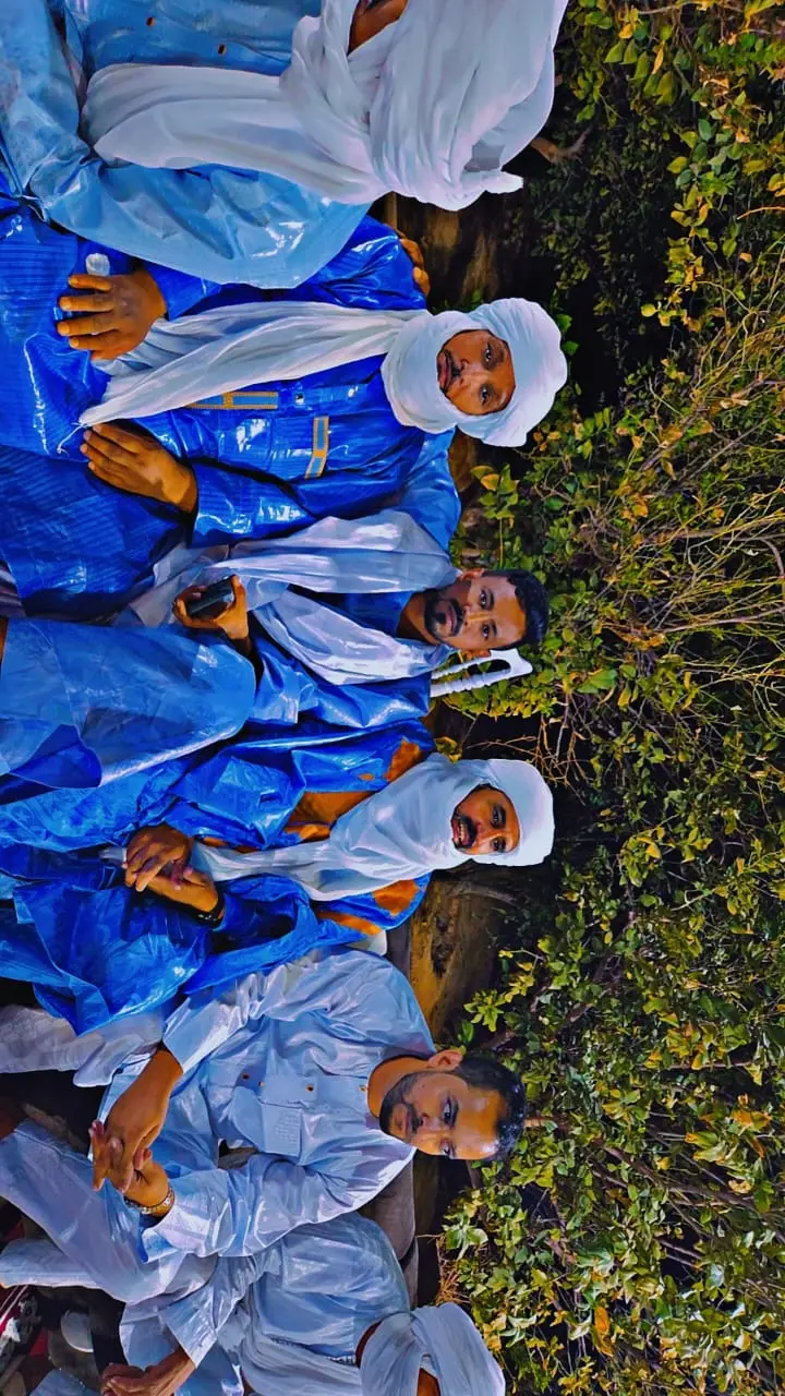 بين شباب المجتمع الله يحفظهم والله آن لشرف آن انكون بيكم 