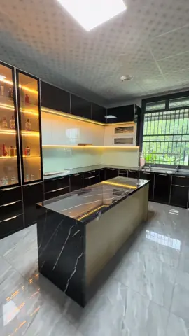 Thấy tận mắt, sờ tận tay tủ bếp INOX cánh kính thì hãy ghé qua xưởng bên em ạ. Liên hệ em để được gửi vị trí nhé. #xuhuong #tubepinox #tubepinoxcanhkinh #tubepdep #tubepinoxbinhduong 