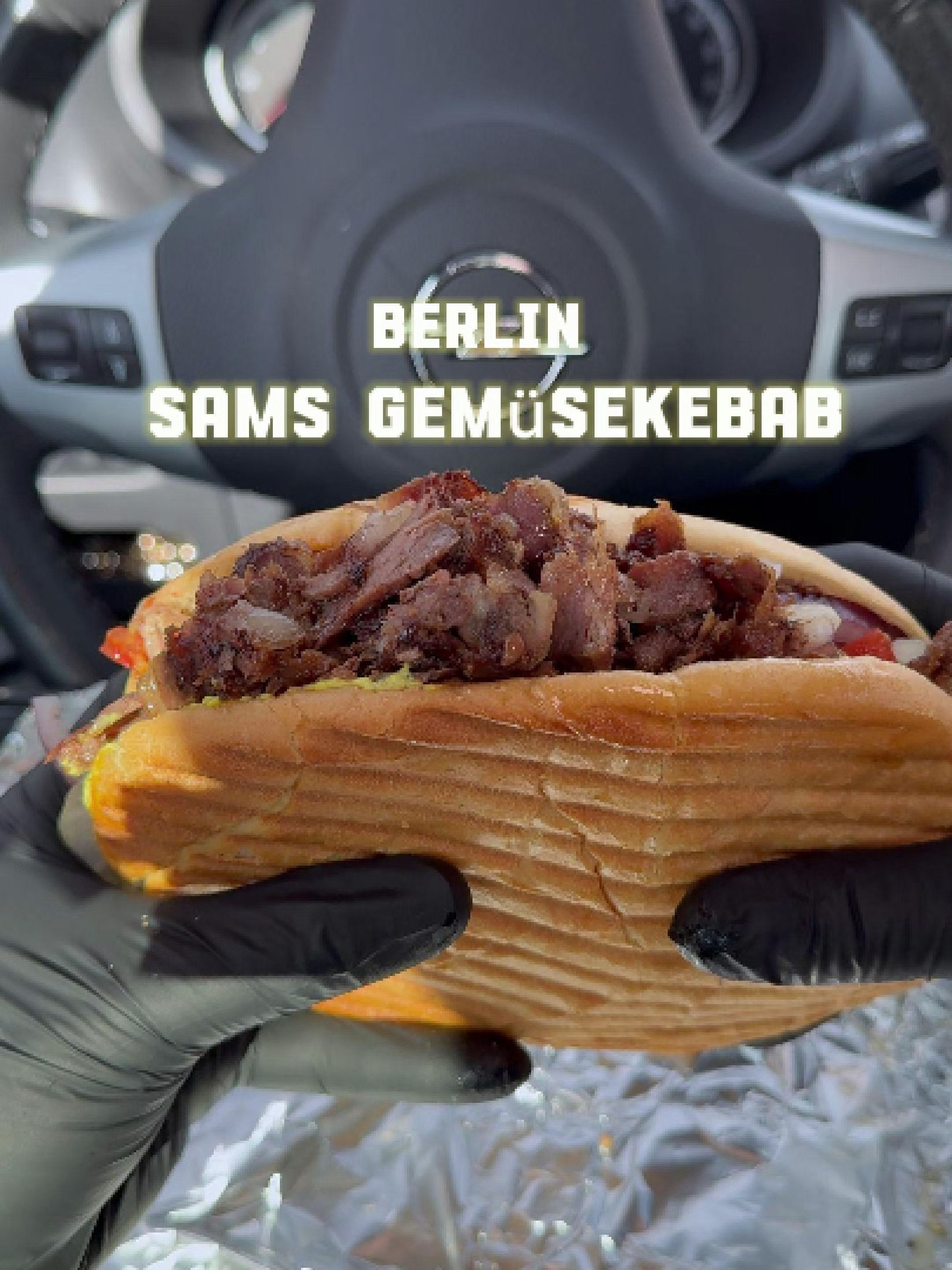 Mein zweiter Döner für heute. Ein saftiger Steak Döner🥙🥩 Angebot am 06. und 07.10.2025: 🥩Steak Döner 3,99 🐔Chicken Gemüsekebap 2,99 ... Werdet ihr von nur einen Döner satt?👇 🥙Steak Döner 8,5€ 📍bei @samsgemusekebap @samsgemusekebap2 Wilhelmstraße 8, 13595 Berlin #gemüsekebap #döner #berlinfood #f00drider #mukbang #steakdöner