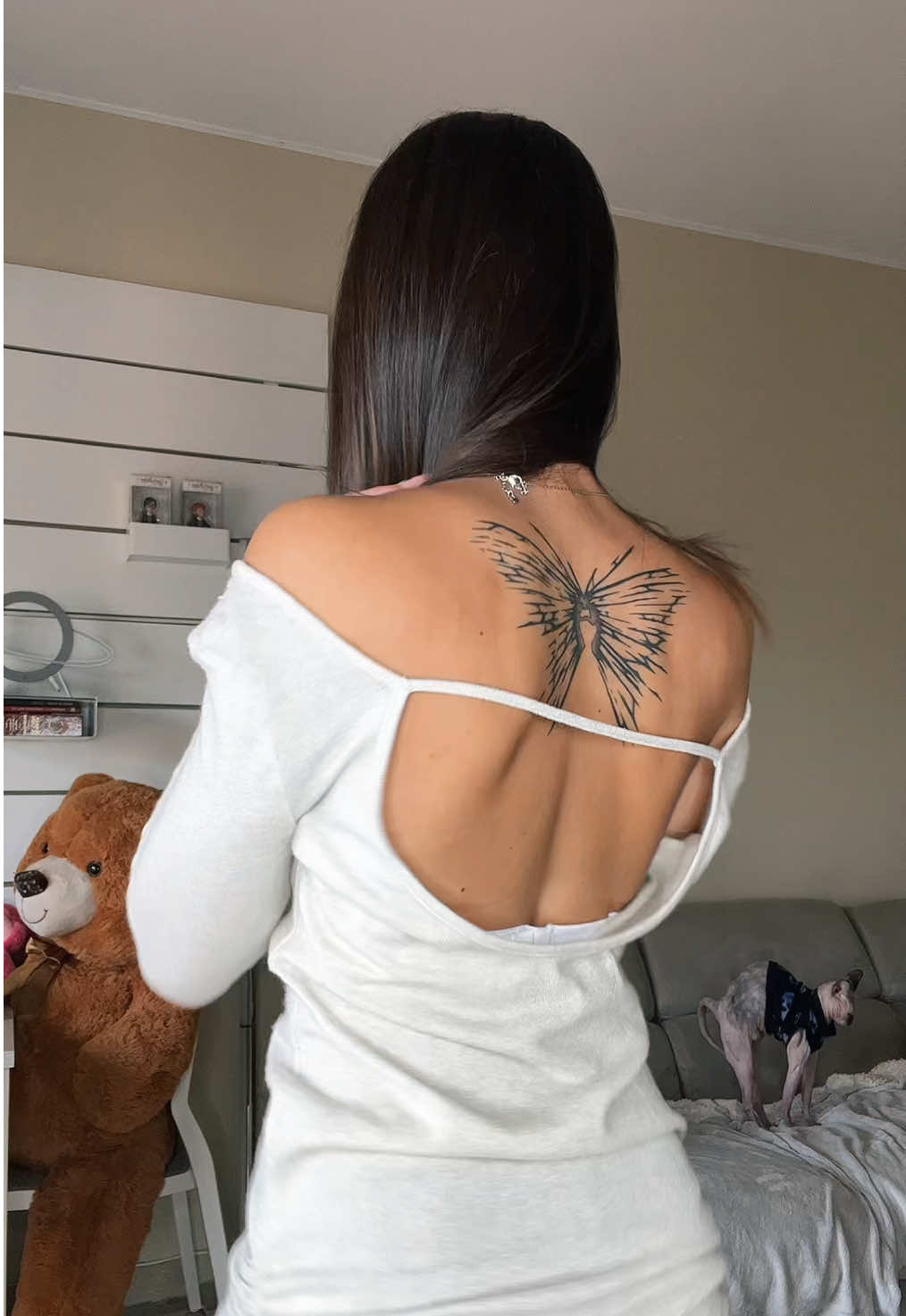 Show me yours!!! Uhm……………….. Mine is from Arcane #arcane #arcanetattoo #leagueoflegends 
