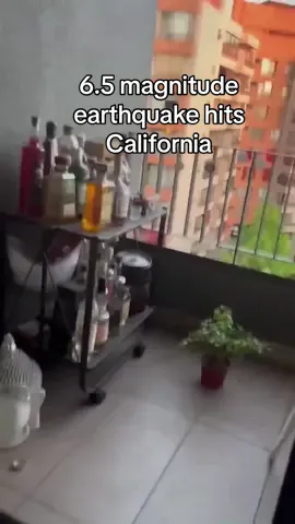 earthquake moment#disaster #usa🇺🇸 #earthquake #