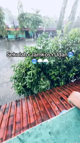🥶🌧️ #fyp #4u #klebusguyonwaton #sciencedeone_ #man4kebumen #kebumen24jam #vibeshujan 
