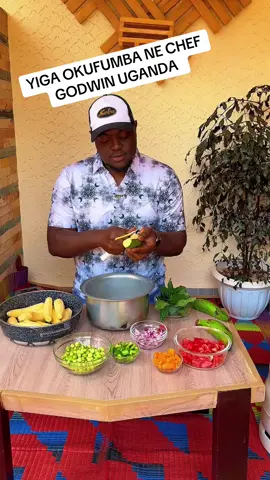 YIGA OKUFUMBA NE CHEF GODWIN UGANDA #fyppppppppppppppppppppppp #chef_godwin_best_on_tiktok #viral #chef_godwin_best_on_tiktok 