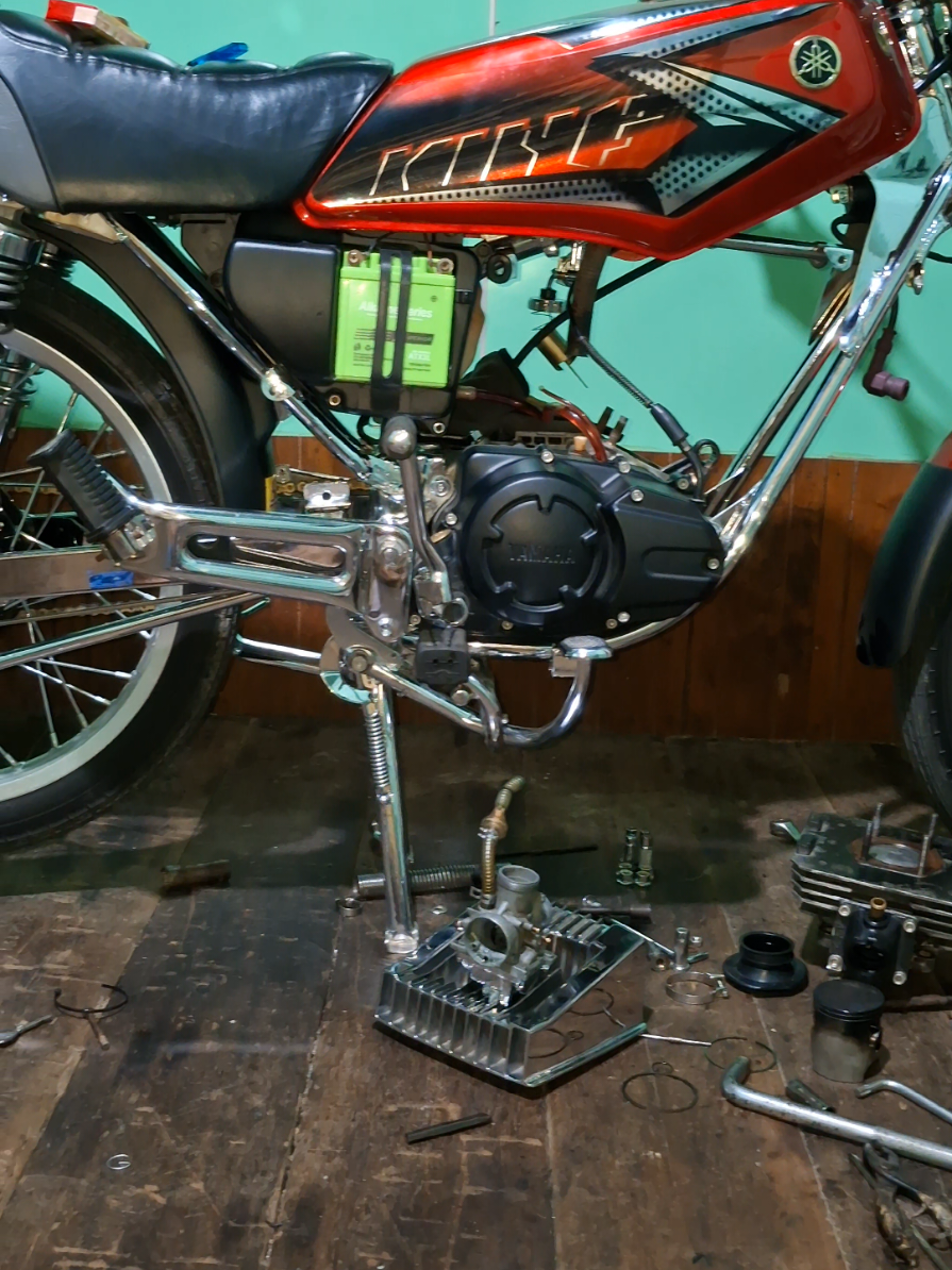 Mana lah abg tau dek🤭#2stroke #rxkingindonesia #rxking135cc #viral#fy 