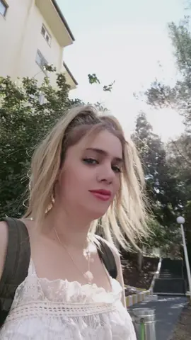 Delal Deniz 🥰