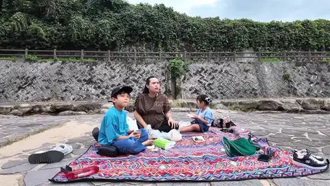 'KAYAK AKU? MASA AKU ULAR' 🤣🤣 #megakenichiro #uenokenichiro #natsuki #ritsuki #uenofamilyjapan #uenofamily #fyppppppppppppppppppppppp #fypシ 