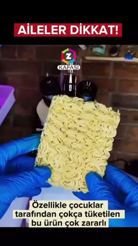 📌 #Uyarı #noodle  Her şeyden şikayetçi oluyorsunuz çocuklarımıza sağlıksız gıdalar veriliyor diye ama, Anne Baba ve yetişkinler olarak  çocuklarınıza sağlıksız gıdalar yedirmeyin onlar bizim geleceğimüz.. ##keşfet #sağlık #sağlıklıyaşam 