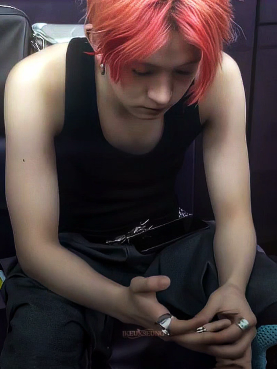 #heeseung when he played his favorite song 😝 #heeseungedit #heeseungenhypen #fypシ゚ #enhypen sdt: @███ EN- 