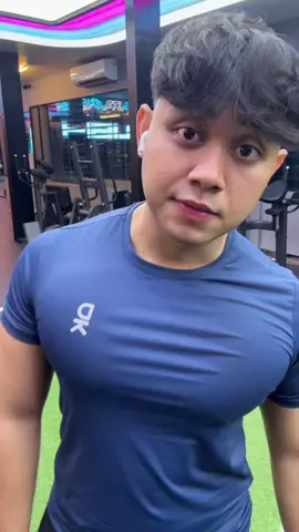 INI BAJU GYM TERNYAMAN YANG PERNAH GUE PAKE DI GYM!! Coba drop tb/bb kalian, ntar gue rekomendasiin ambil size apa. (170/73 size S)