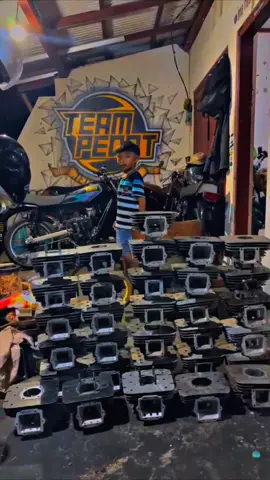 gias Kencangkan Ikat Pinggang priiiee @_supri.pw 🤠🔥🔥 #teampeduot135 #teampedot135cc #fypage #44s #blayer135cc 