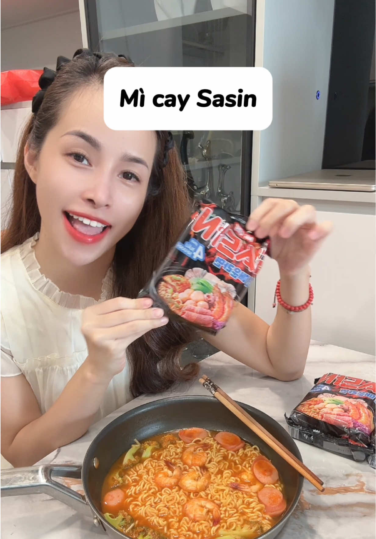 Ăn mì cay tại nhà mà ngon hơn ngoài quán nè các bà ơi 🥰 #tiemmemit #xuhuong #micaysasin #micaysasinquoctruong 
