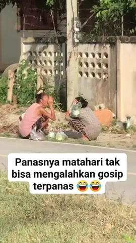 emang mamak gak ada di annya kalo sudah gosip 😂🤣🤣 #fyp#videoviral #ngakak#gosipviral #TikTokTrends 