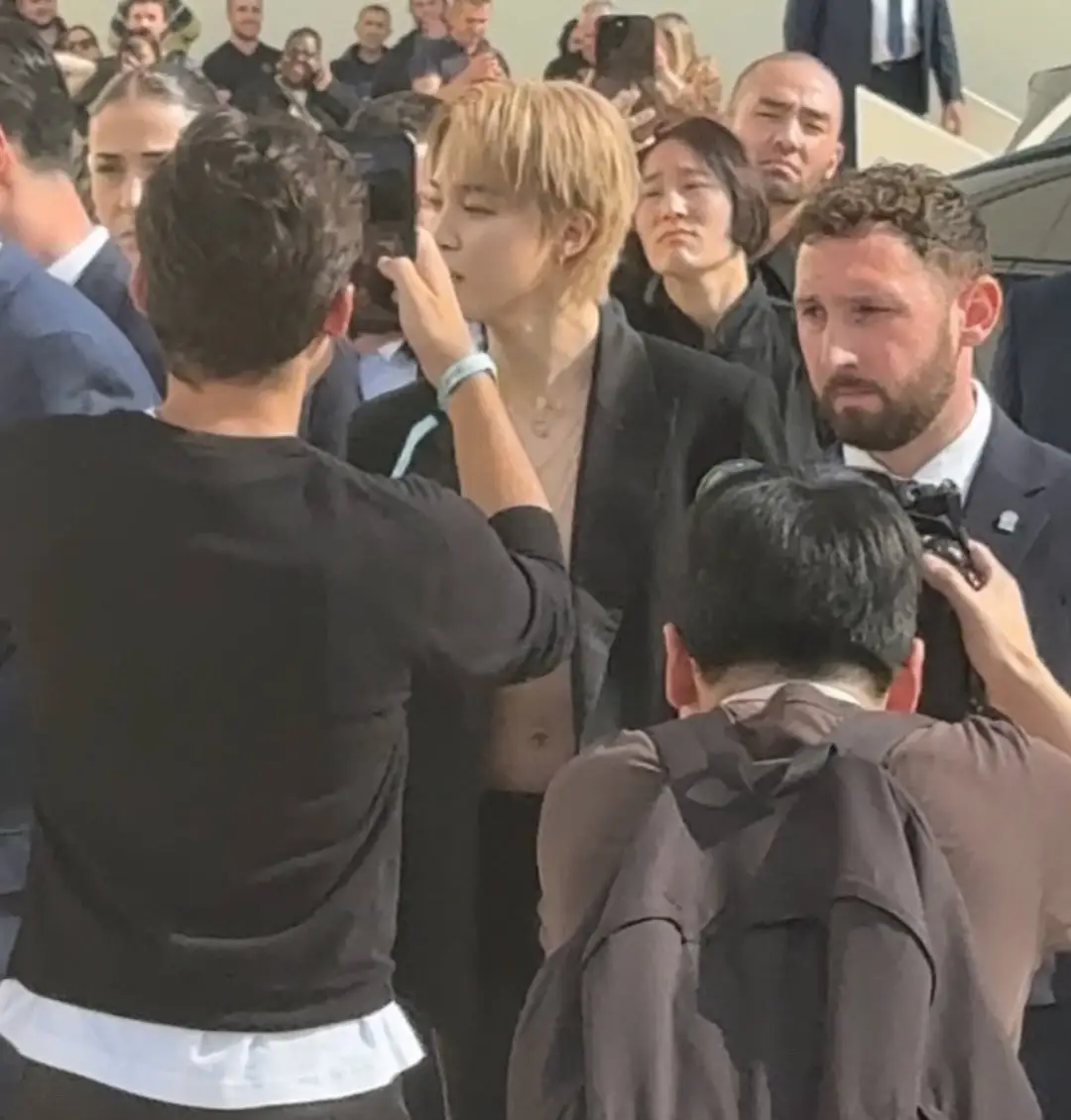 WTFFFF PARK JIMIN?!?!???!!!! #JiminxDior #DiorSS26 #jimin #jiminbts #parkjimin #jmvnfp #bts 