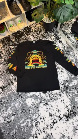 Tshirt longsleeve bahan cotton combed 24s🖤🔥#kaostshirt #kaoslenganpanjang #kaoslongsleeve #fyp 