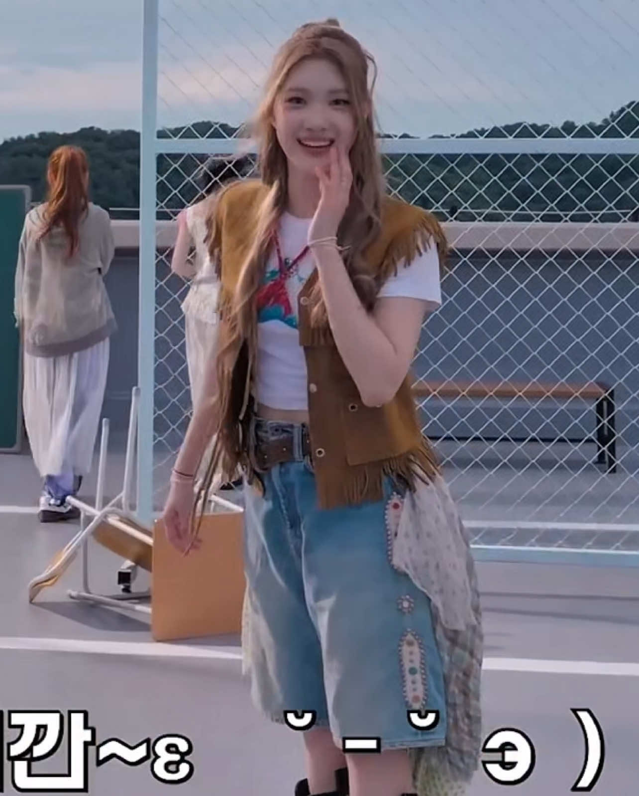 geol2 tifis yang keciduk kamera  #Juun #주은 #하츠투하츠 #hearts2hearts #h2h 