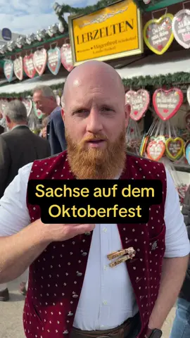 Ich komme einfach nicht drauf! Schreibt mal in die Kommentare was ihr glaubt woran es liegen könnte - danke für jeden Tip! Jede Hilfe zählt!  #comedy #wiesn #sachsen #lustig #munich 