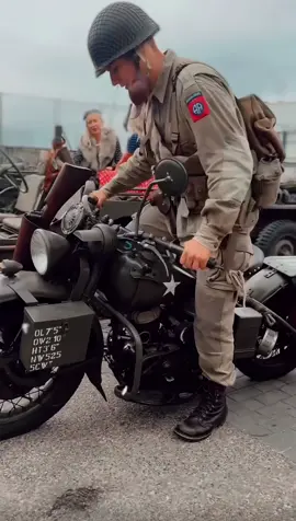Motor vintage dari Tahun 1941 || Harley Davidson WLA #pond5 #fyp 