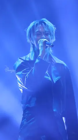 Leave me with your love - Nunew  NUNEW 1ST SHOWCASE IN KOREA #NuNewDebutShowDay #NuNew 