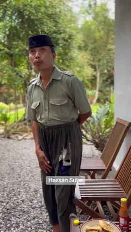 Pedas gurih nya passs😍😍😍 #komedi #viraltiktok #saussambel #brocofood #HassanSuLe 