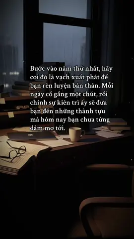 Bắt đầu năm thứ nhất giống như gieo hạt – có thể nhỏ bé và vất vả, nhưng kiên trì chăm sóc, bạn sẽ gặt hái một mùa thành công #fyp #foryou #xuhuong #đonglucmoingay #phattrienbanthanmoingay 