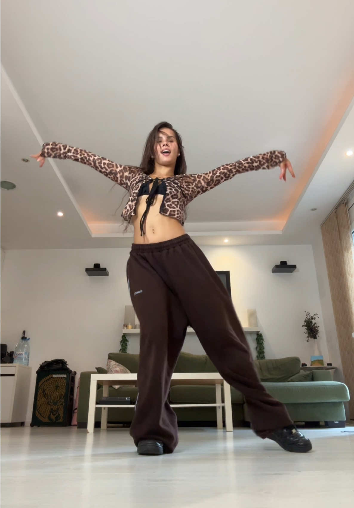 obsessed with this dance 🤭 dc: @Travist Silva #fyp #dancechallenge #fypシ #dancer #viral 