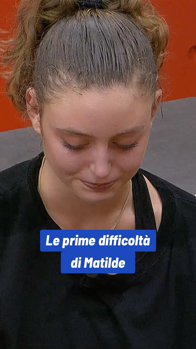 Primo giorno di lezioni di ballo per Matilde e subito dopo… #Amici25 #davedere @mati_ 