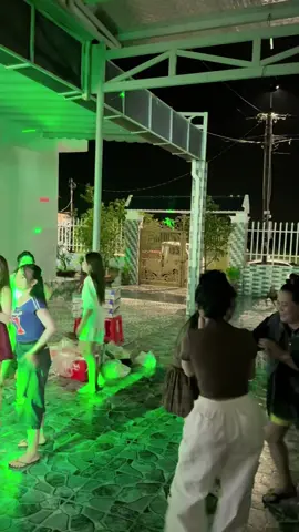 Nè 5 xị mở cho bài nhạc nhảy coi #hatcungtiktok @Linh Chi 2910 @Nguyễn Thị Giáng Kiều, 