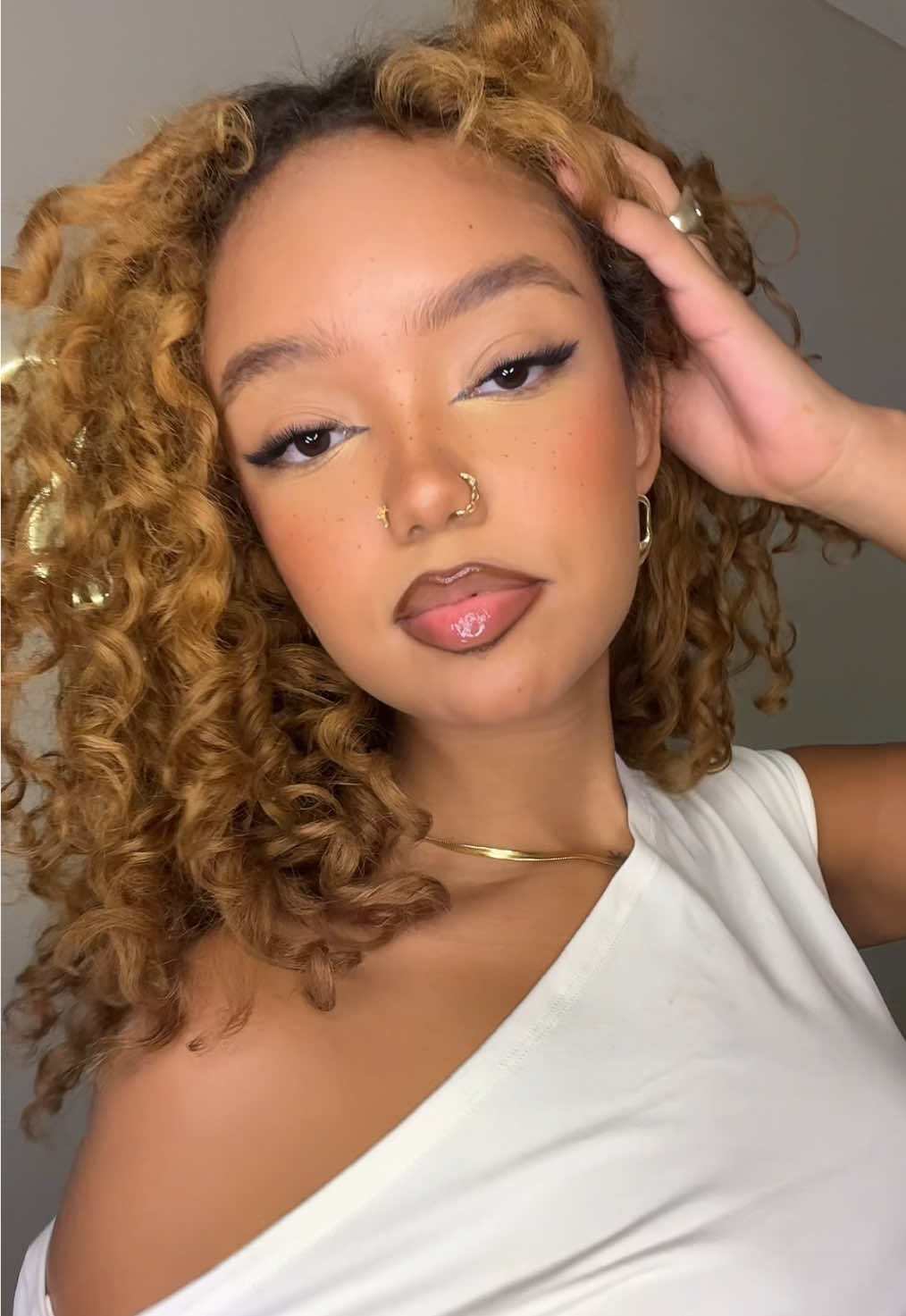 ✨ #foryoupage #fypシ゚ #paravoce #saoluis #cacheadas #cabelocacheado #cachos #ombrelips #lipcombo #afropaty #viraltiktok #fy #tutorialmakeup 