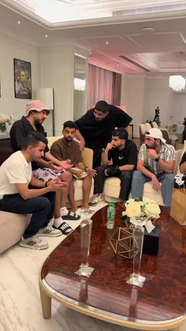 اجل بيتفقون علي ؟ 🤣 شفتوا الحلقة الاولى ؟ المعذرة كنت تعبان فيها #مودي_الاسمر #foryou #fyp 