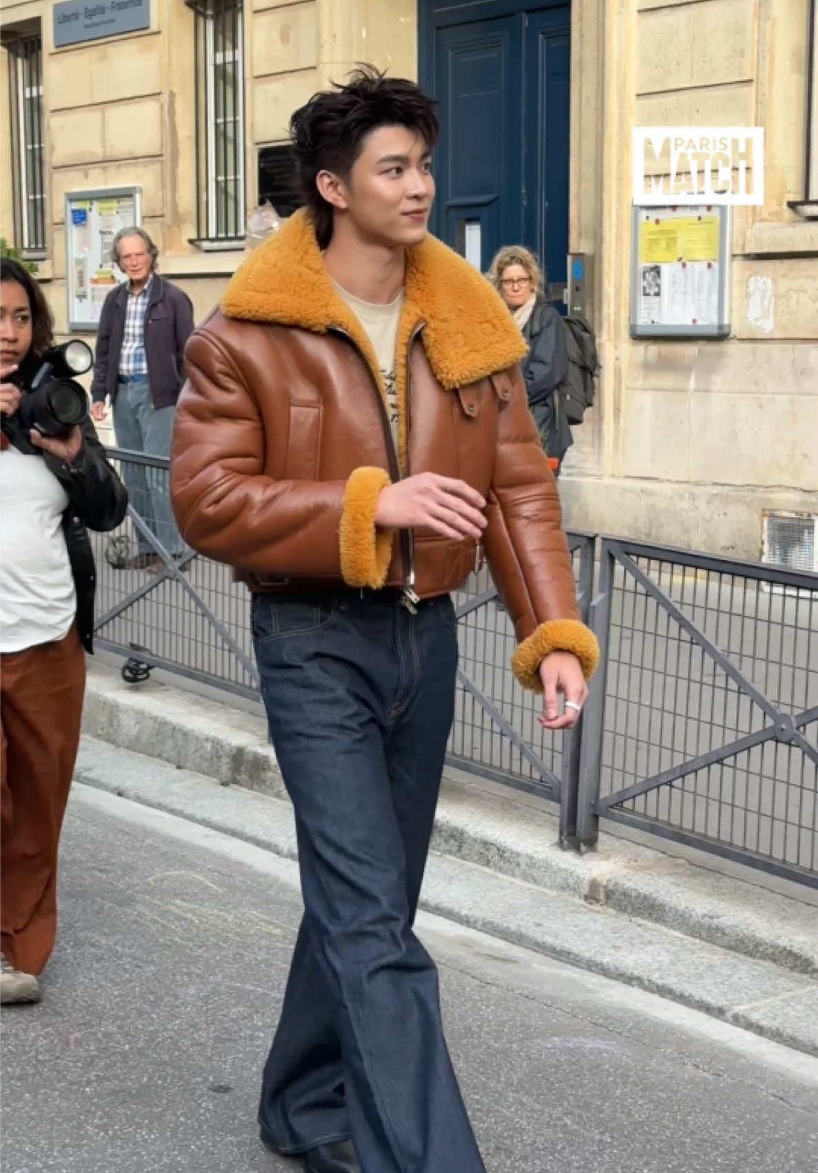 #meen #acne #parisfashionweek #pfw #onregardequoi 