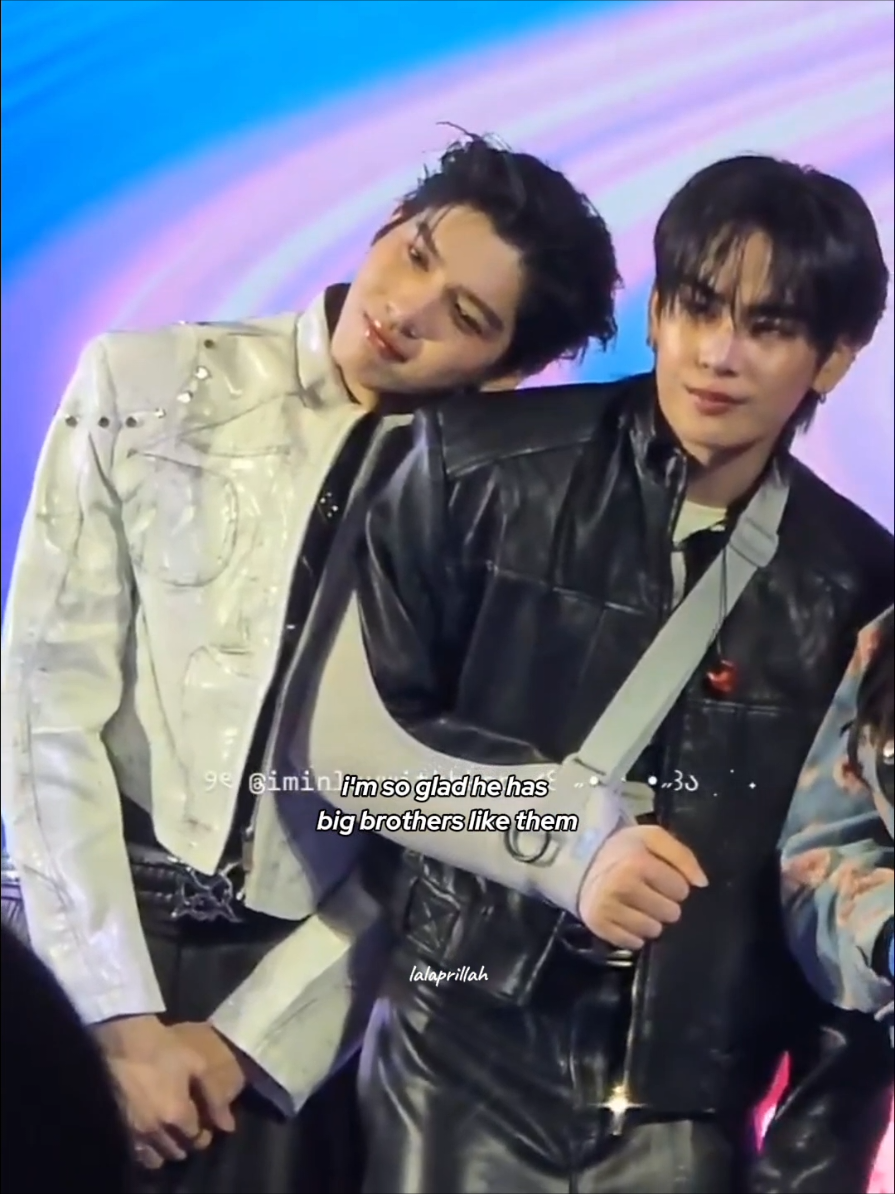 you're so loved Santa🥹🤍 (cr. to the owners) JASPER X BREEZE  #BreezeQuickWashxJasper #santapp #aou_tnbknr #ppnaravit #chenrcj 