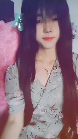 #ချစ်စရာကောင်းတာတစ်ခုပြမယ်🥺🎀 #ချစ်တဲ့စိတ်လေးနဲ့ကြည့်ပေးပါနော်😘😘😘😘 #ဆယ်လီတွေမှlikeပေးတာလား 