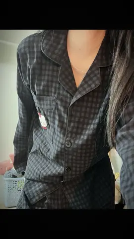 Muộn rồi ngủ thôi bé ơi😋#wlw #bisexual 