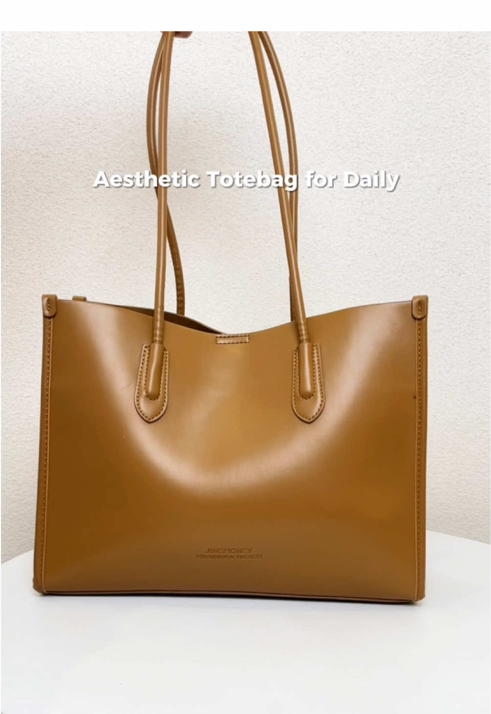 Aesthetic tote bag for daily! Cocok buat kuliah atau kerja muat laptop 14inch✨ #GajianSale #PromoGuncang1010 #WIBGAJIAN #jimshoney #sashabag 