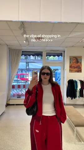 📍R.T.CO shop, Sanderstraße 6, 12047 Berlin - found the coolest sunglasses here 🫶 #berlin #berlinplaces #berlinshopping #berlinvibes #berlinguide 