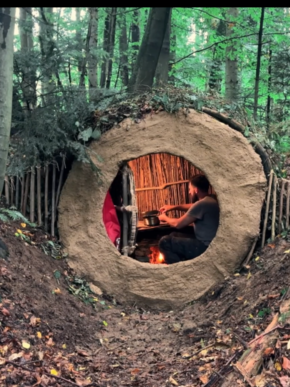 I build a shelter with a stone stove for warmth and good cooking #survival #bushcraft #2025 #camping #Outdoors 