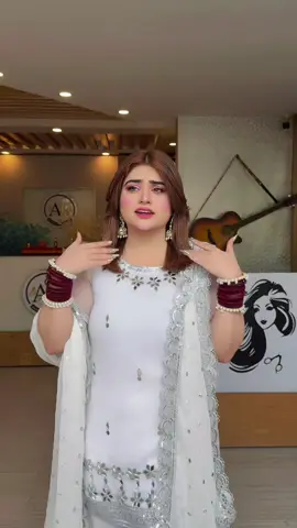 Mujh ko piya ny Dakh liy 😎 #asmadoll123 #asmadollbeautybar #foryoupagе #foryou 
