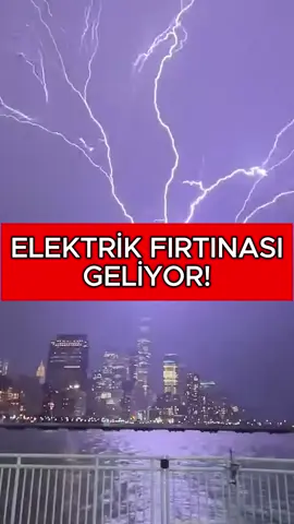 🚨 Atmosfer yeniden hareketleniyor! Cuma günü Edirne'den Muğla'ya kadar uzanan sahil hattını konvektif fırtına hattı vuracak. Yer yer kuvvetli yağış ve şimşek aktivitesi bekliyoruz. İstanbul, Marmara, İç Ege ve Eskişehir dolaylarında da cuma yağış var.  Sorularınız varsa yoruma bekliyorum 🙂👍  #haber #haberler #sondakika #bilgi