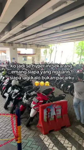 awww🤭🥵 Fasilitas Unit Sudah Full Furnish ✨ •⁠  ⁠Android TV (Youtube Google play) •⁠  ⁠Free Wiffi •⁠  ⁠Netflix premium •⁠  ⁠Perlengkapan Mandi  •⁠  ⁠Sikat gigi 2 & pasta gigi •⁠  ⁠Perlengkapan Masak •⁠  ⁠Kulkas •⁠  ⁠Free Mineral water  •⁠  ⁠Mall Lagoon Avenue  •⁠  ⁠Kolam Renang Anak & Dewasa •  Water Heater #grandkamalalagoonbekasi #sewaapartemen #fyp #sewaapartemenmurah #grandkamalalagoon 