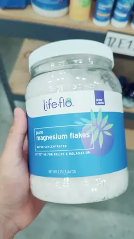 Magnesium Flakes Take Bath Time Relaxation to the Next Level #magnesium #magnesiumbenefits #musclesoreness #bath #bathtime 